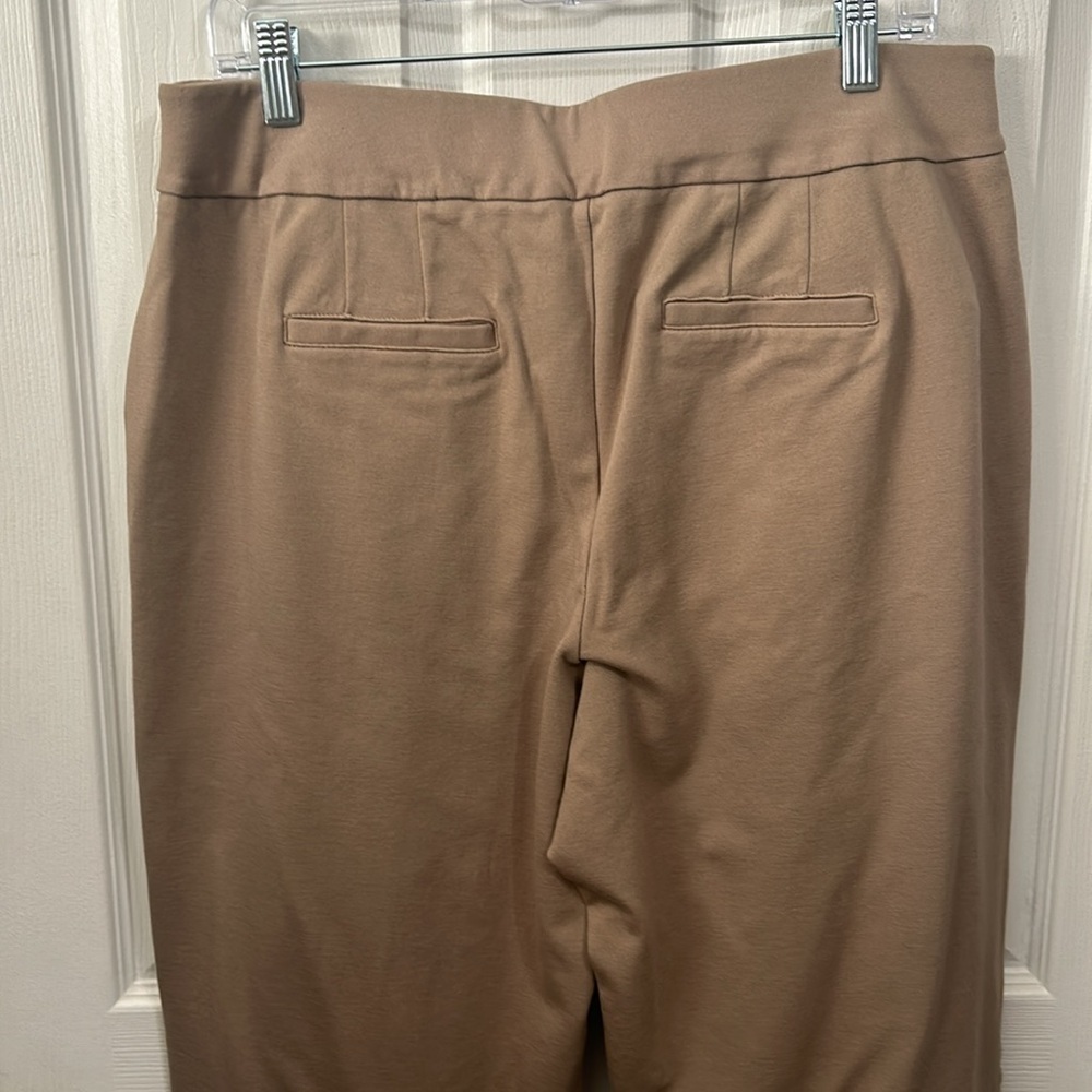 EST 1946 stretch pants. Beige. Size 14/16W - Picture 5 of 8